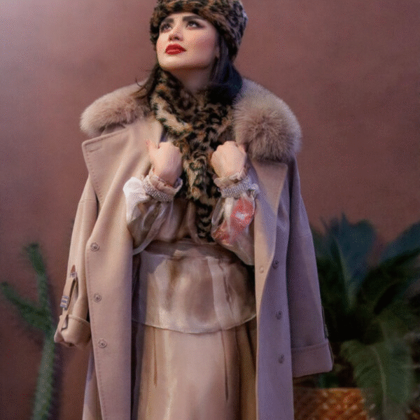 پالتو كرم بلند زنانه