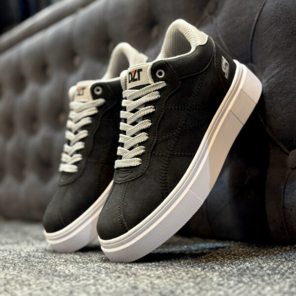 کتونی نیمساق اسکیچرز