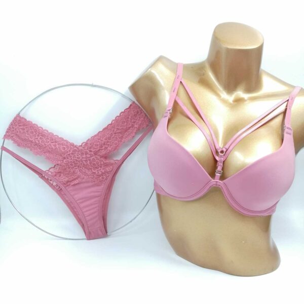 ست لباس زیر اما