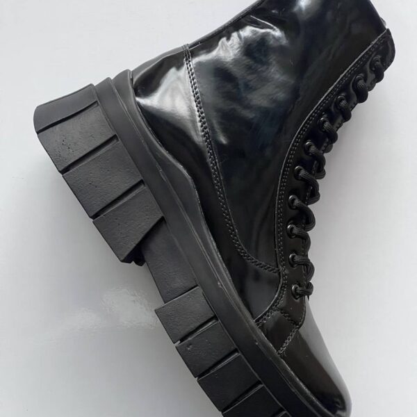 بوت مردانه برشکا چرم براق زیپی